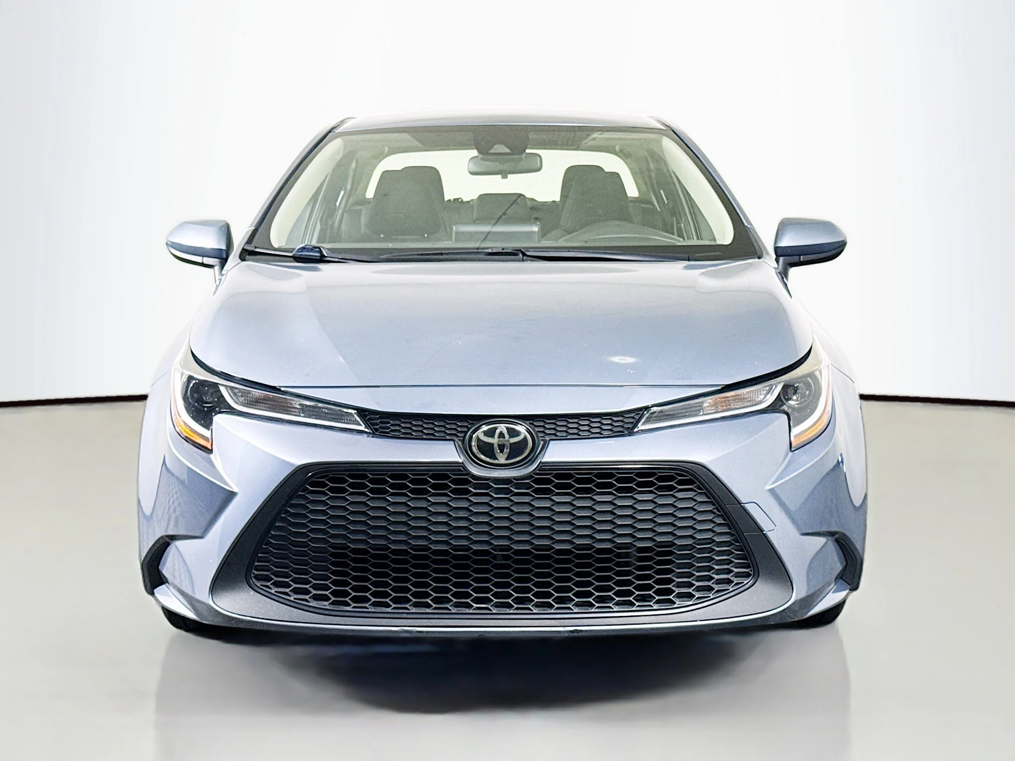 Used 2022 Celestite Toyota LE image 2