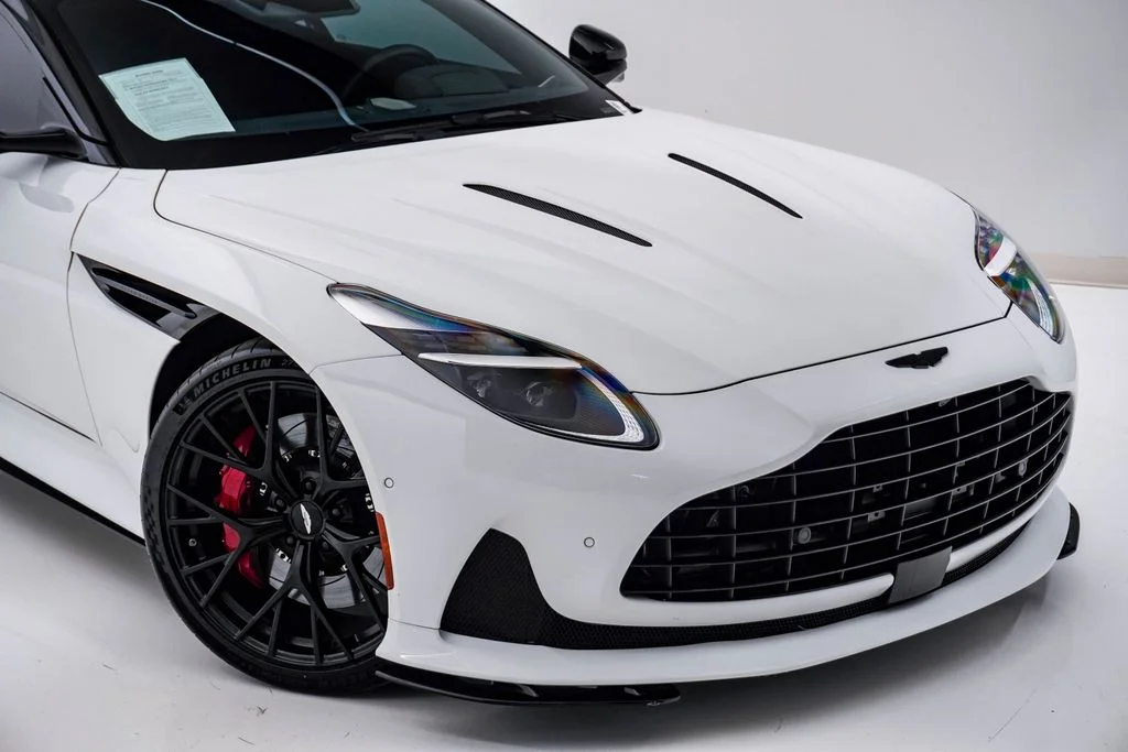 Used 2024 Lunar White Aston Martin Coupe image 4