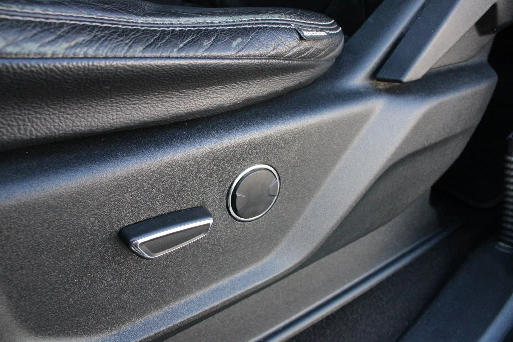 Used 2019 Gray Ford XLT image 3