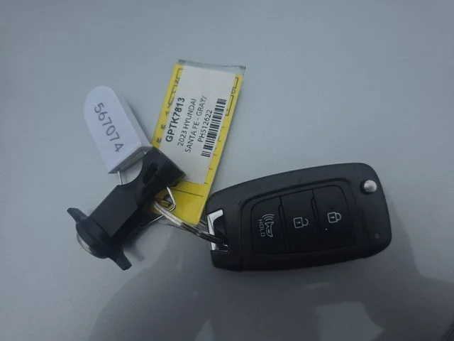 Used 2023 Silver Hyundai SE image 17