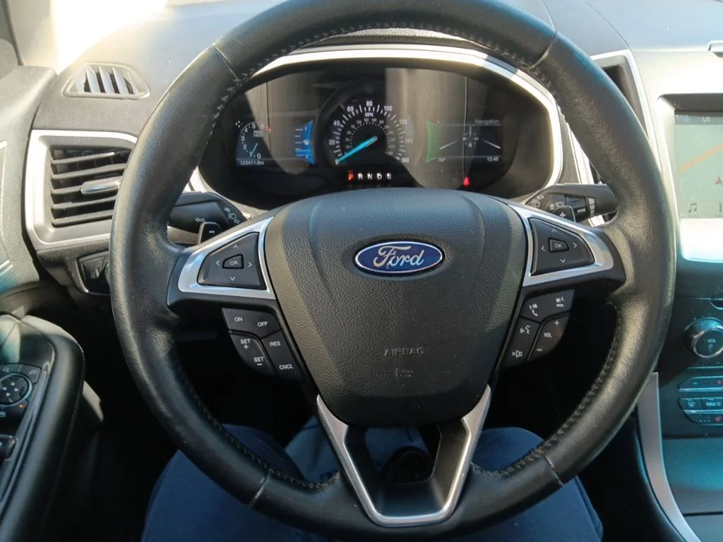 Used 2016 Electric Spice Metallic Ford SEL image 18