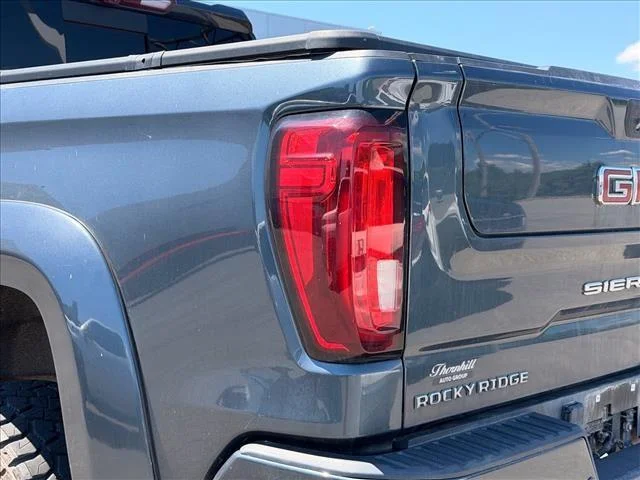 Used 2021 Dark Sky Metallic GMC AT4 image 13