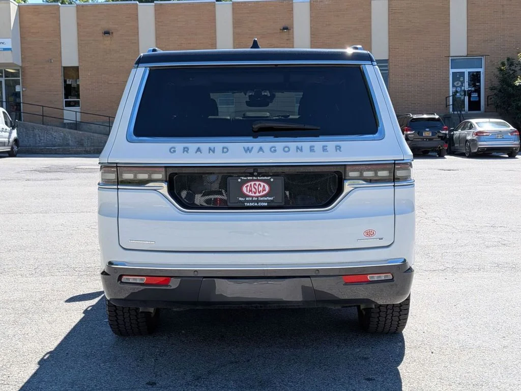 Used 2022 White Jeep Series I image 4