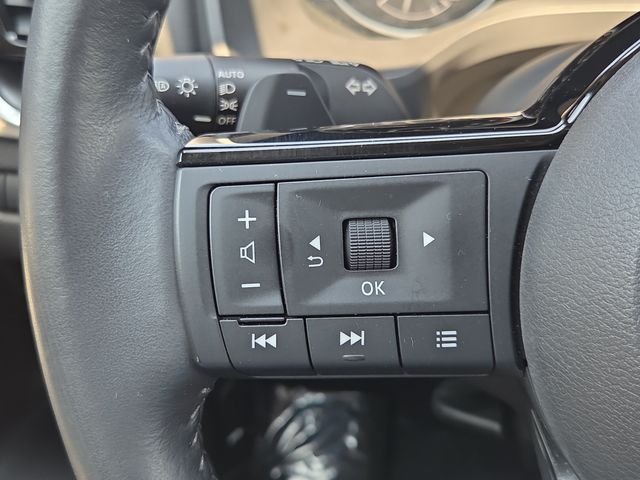 Used 2023 Caspian Blue Metallic Nissan SV image 18