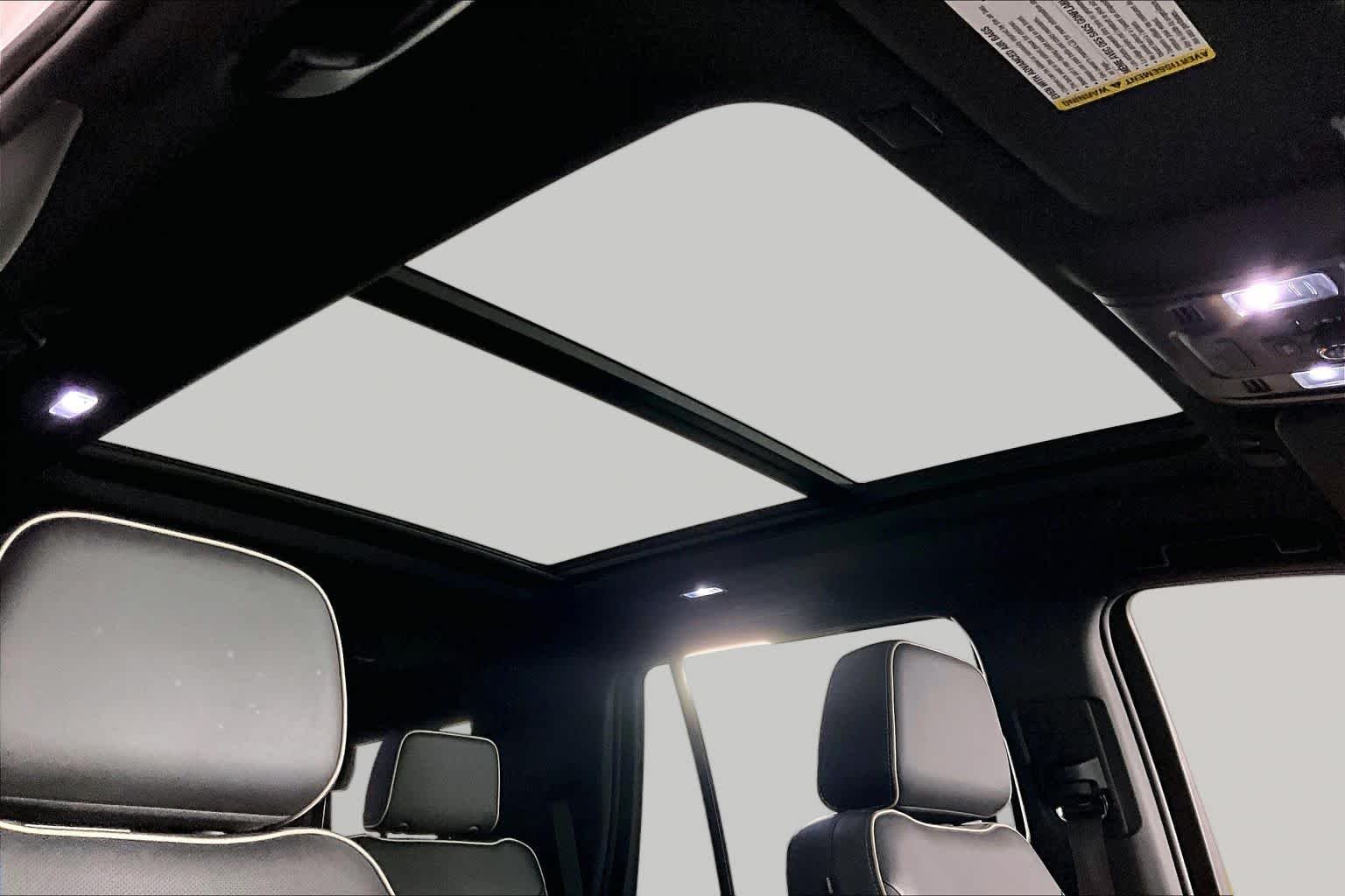 2023 Chevrolet Tahoe Premier - Photo 13