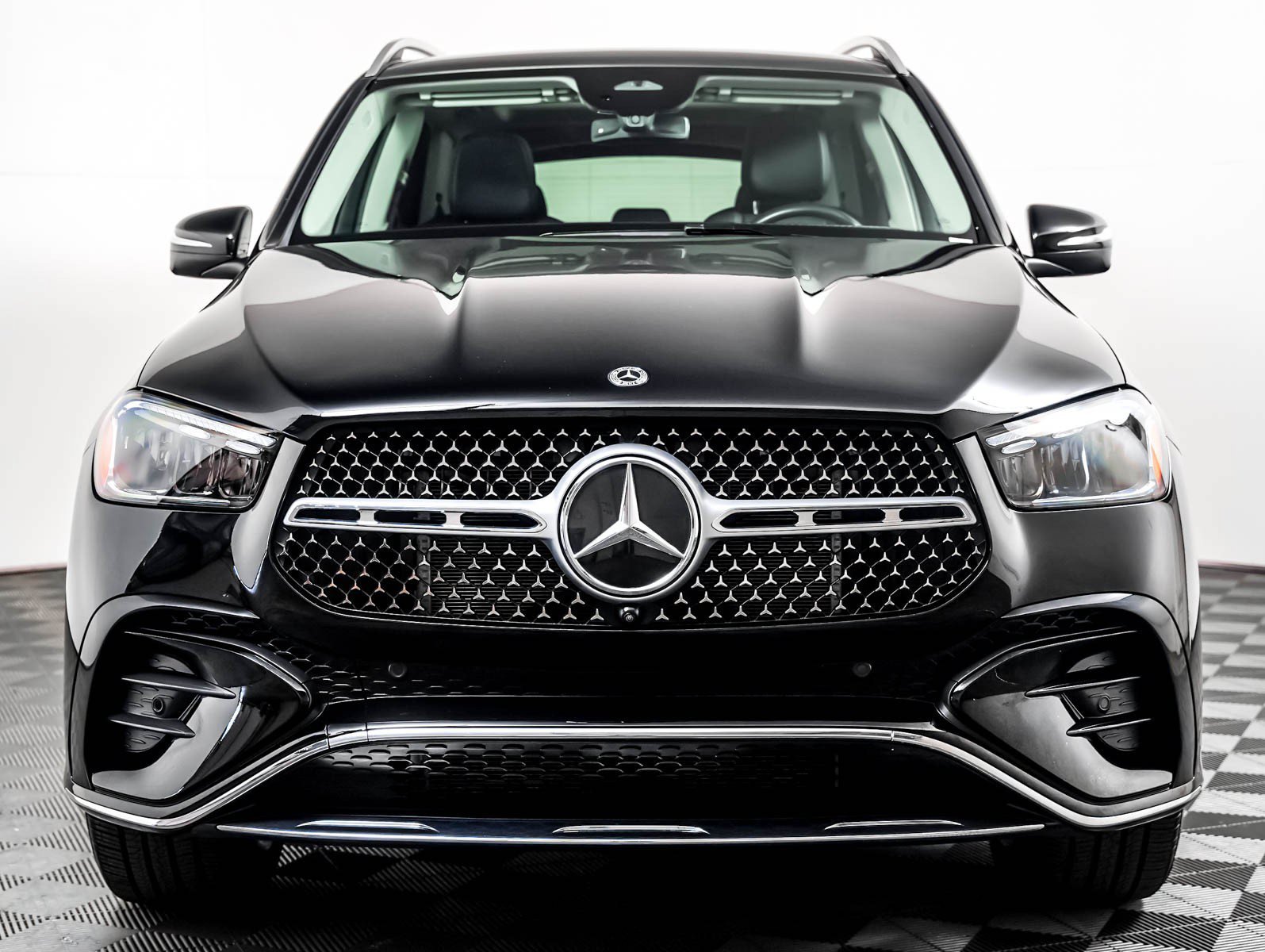 Certified Used 2025 Black Mercedes-Benz GLE 350 image 6