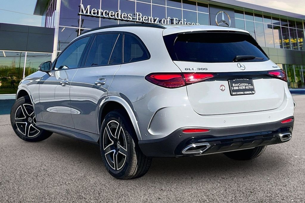 Used 2026 Gray Mercedes-Benz GLC 300 image 2