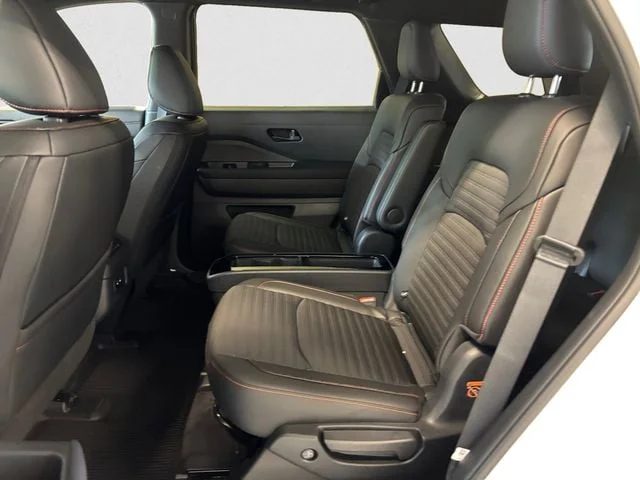 New 2026 Everest White Pearl Black Nissan Rock Creek image 14