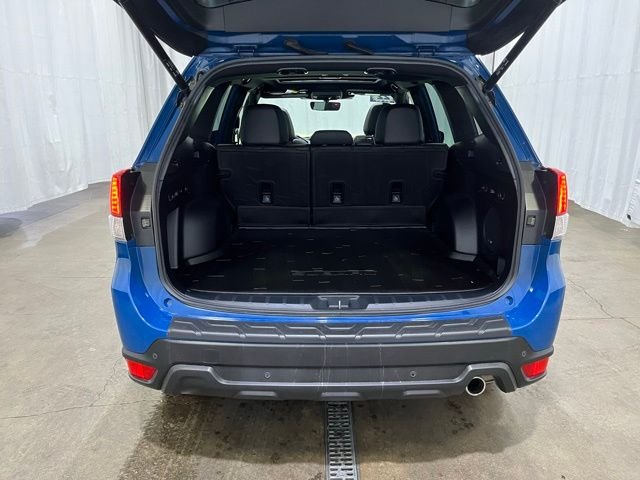 Used 2022 Blue Subaru Wilderness image 12