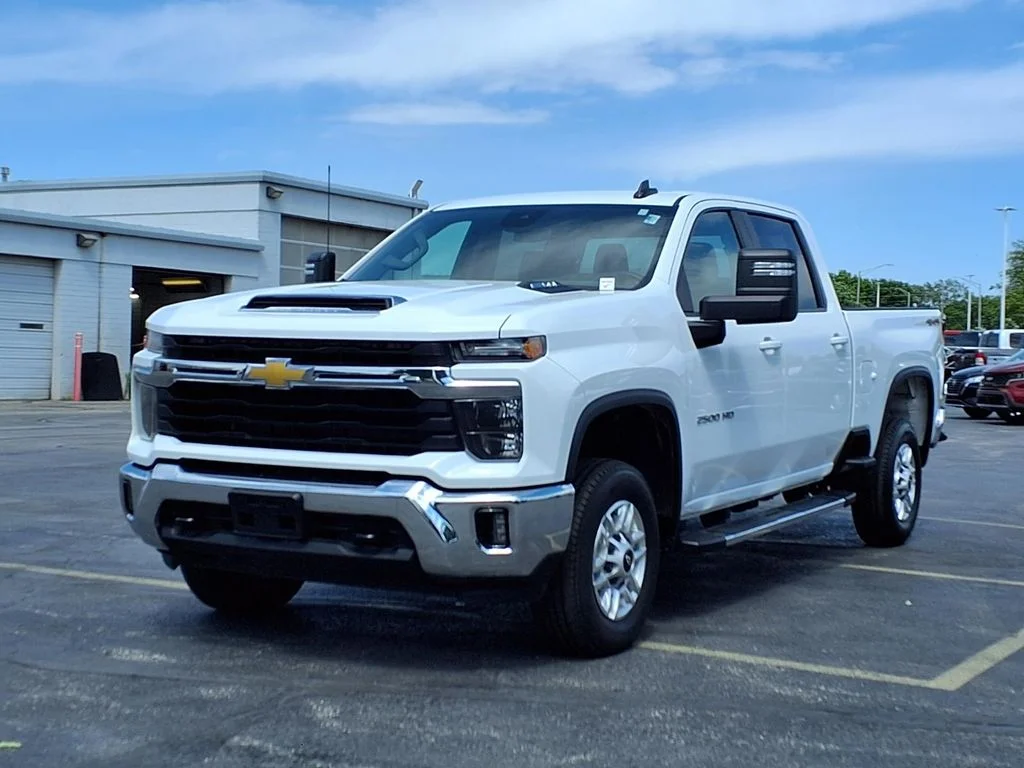 Used 2025 Chevrolet Silverado 2500HD LT with VIN 2GC1KNE77S1229140 for sale in Kansas City