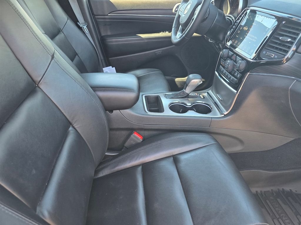 Certified Used 2020 White Jeep Limited image 21