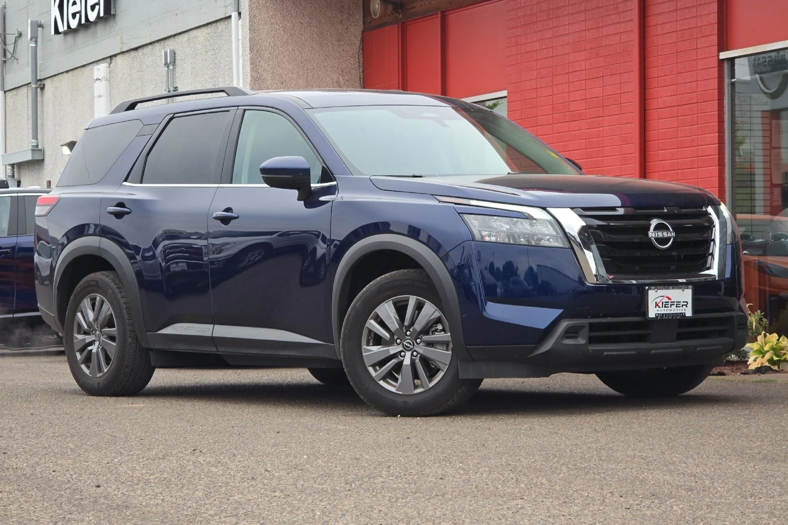 Used 2025 Deep Ocean Blue Pearl Nissan SV image 2