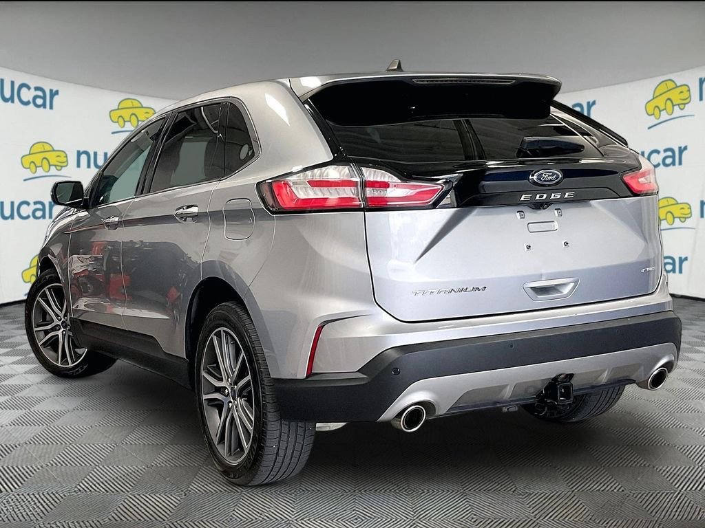 Used 2021 Silver Ford Titanium image 4