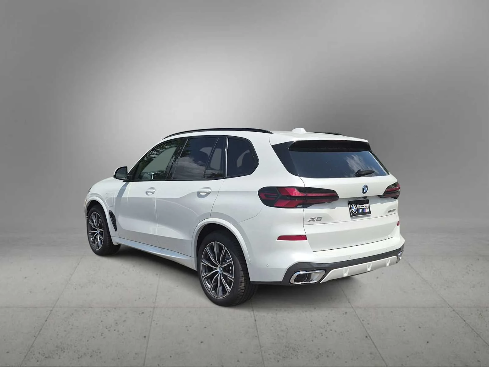 2026 BMW X5 50e - Photo 6