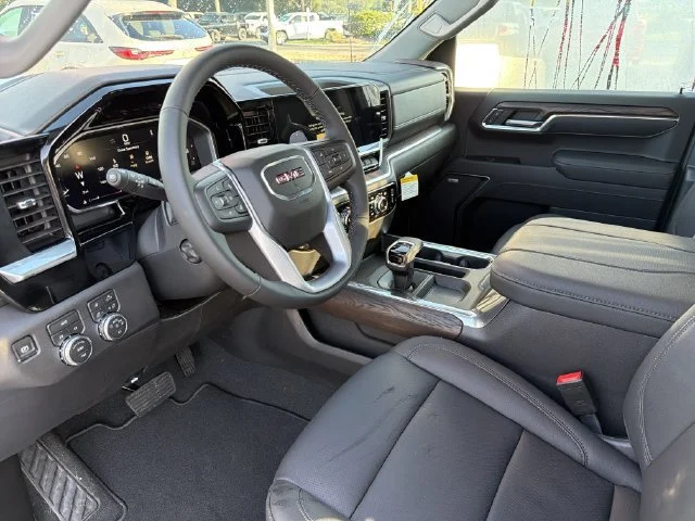 New 2026 Glacier White Tricoat GMC SLT image 18