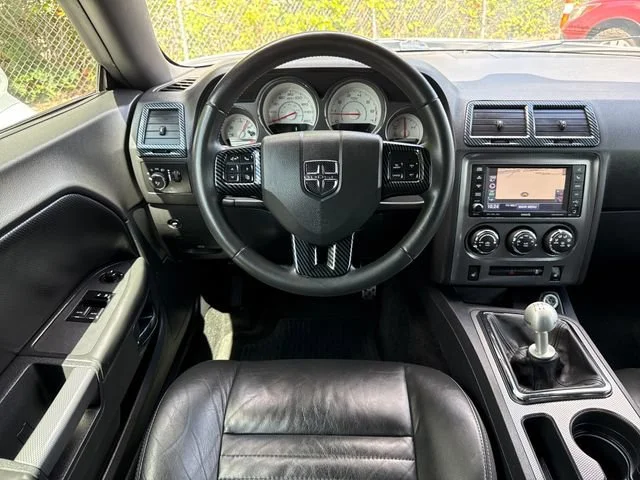 Used 2014 Bright White Clearcoat Dodge R/T Plus image 17