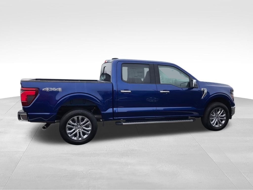 New 2026 Blue Ford XLT image 8
