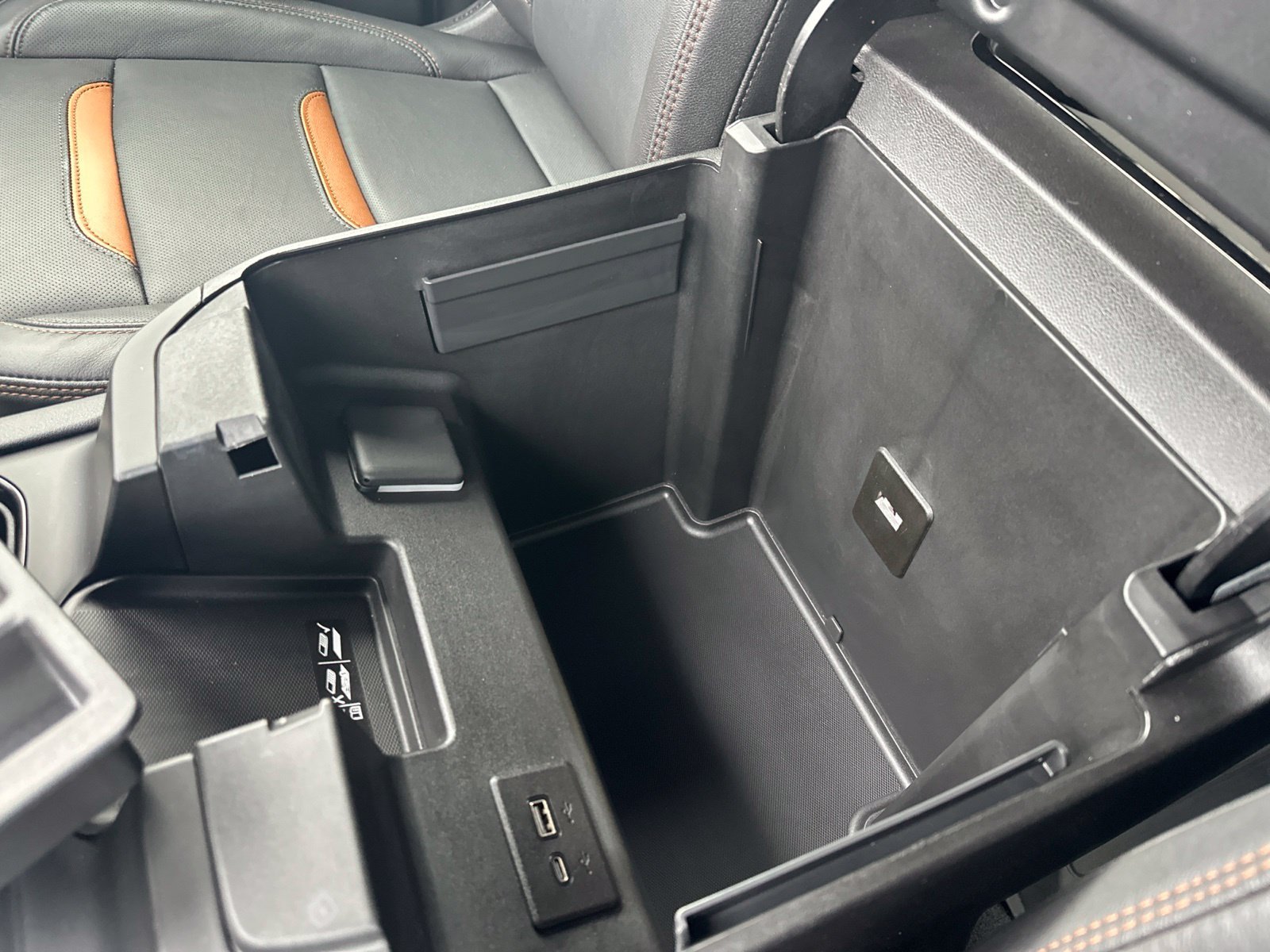Used 2025 Gray GMC AT4 image 80