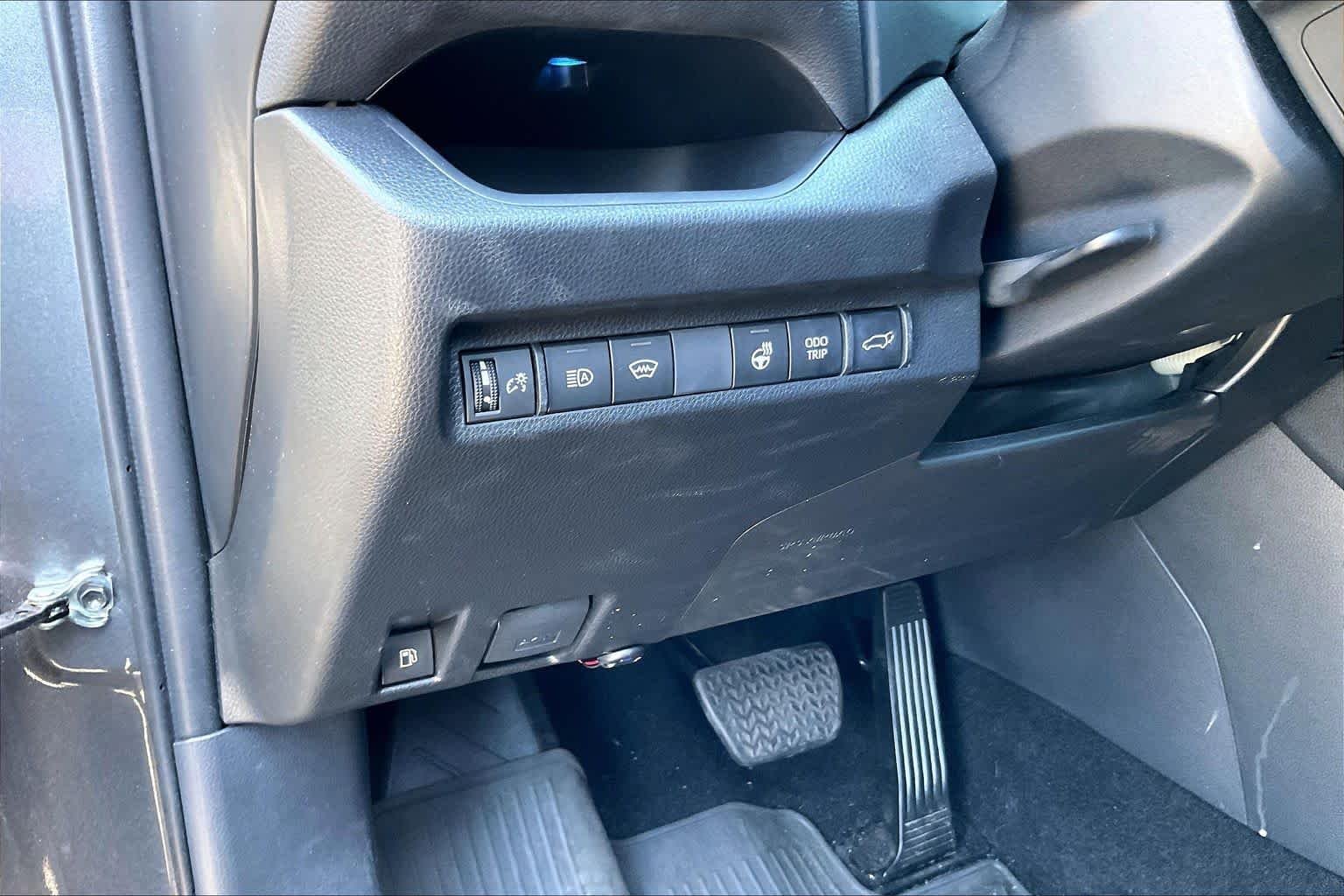 Certified Used 2024 Magnetic Gray Metallic/Midnight Black Metallic Toyota XSE image 33