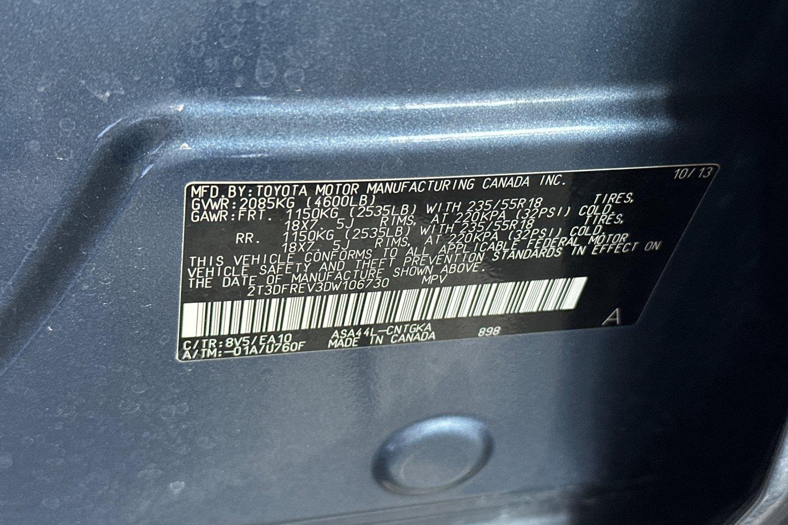 Used 2013 Shoreline Blue Pearl Toyota Limited image 29