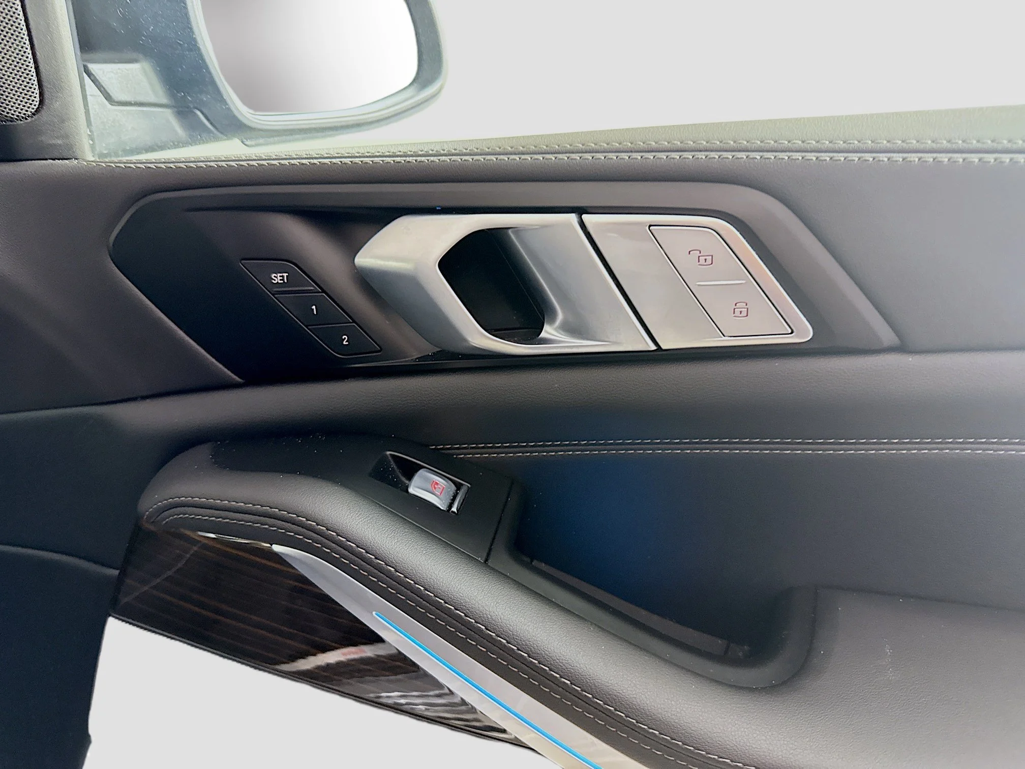 Used 2026 Skyscraper Gray Metallic BMW xDrive40i image 27