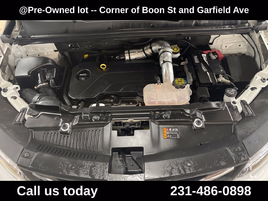 Used 2022 Summit White Chevrolet LT image 11