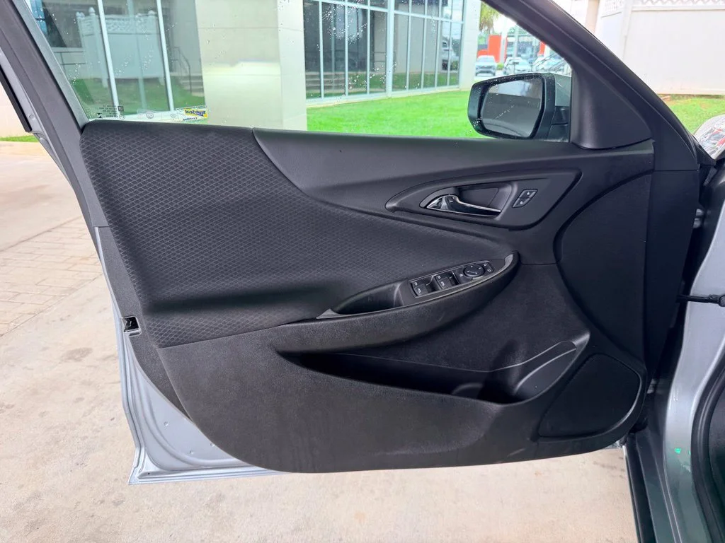 Used 2025 Gray Chevrolet LT image 10