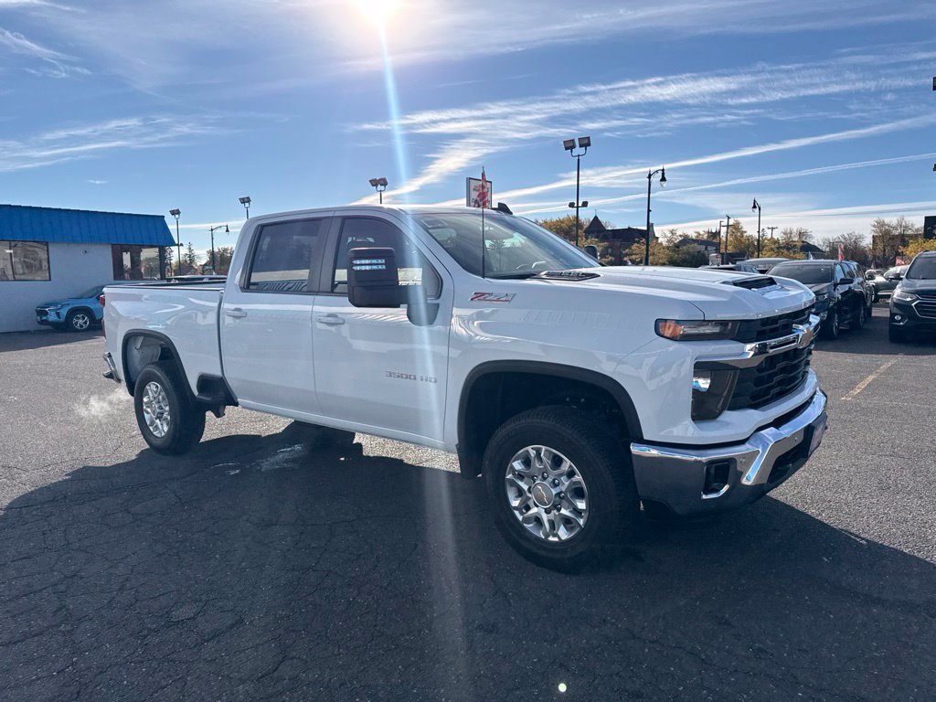 2026 Chevrolet Silverado 3500 HD LT - Photo 7