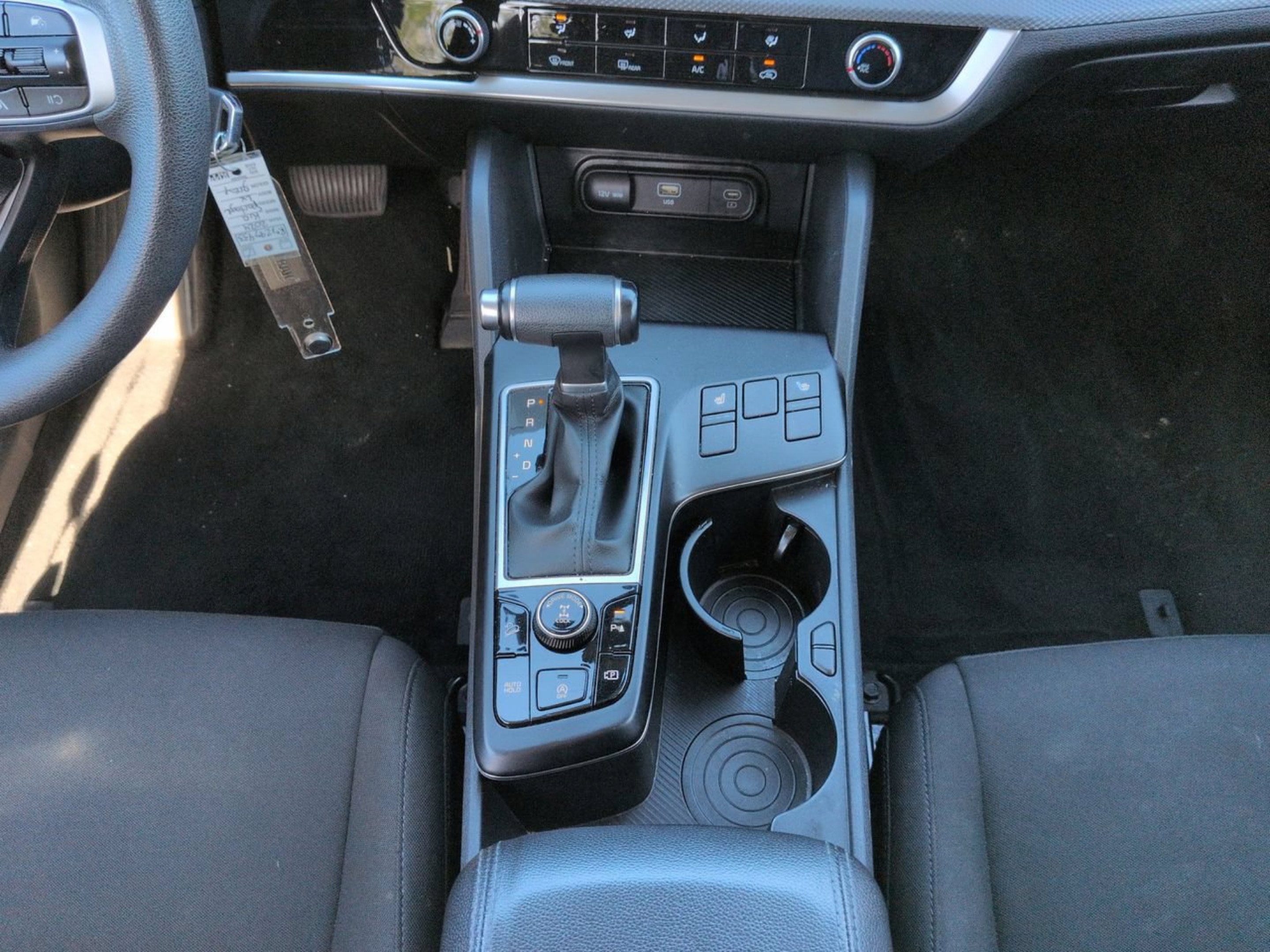 Used 2024 Gravity Gray Kia LX image 16