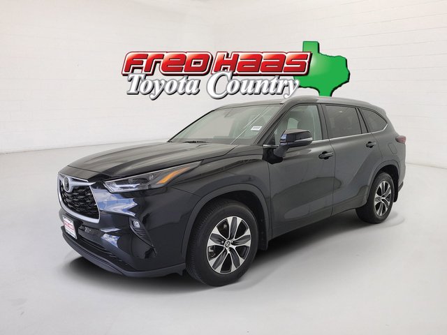 2026 Toyota Highlander XLE