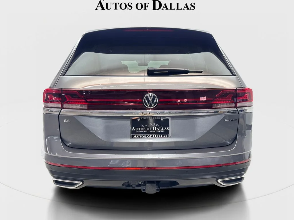 Used 2024 Gray Volkswagen 2.0T SE w/Technology image 7