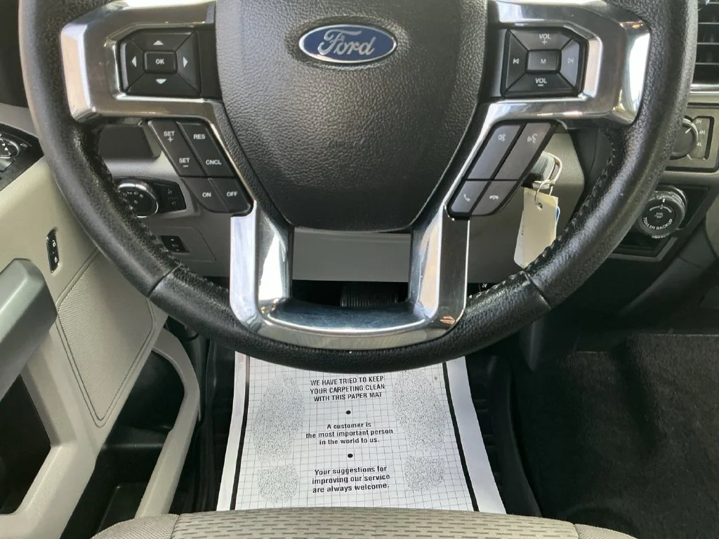 Used 2016 White Ford XLT image 24