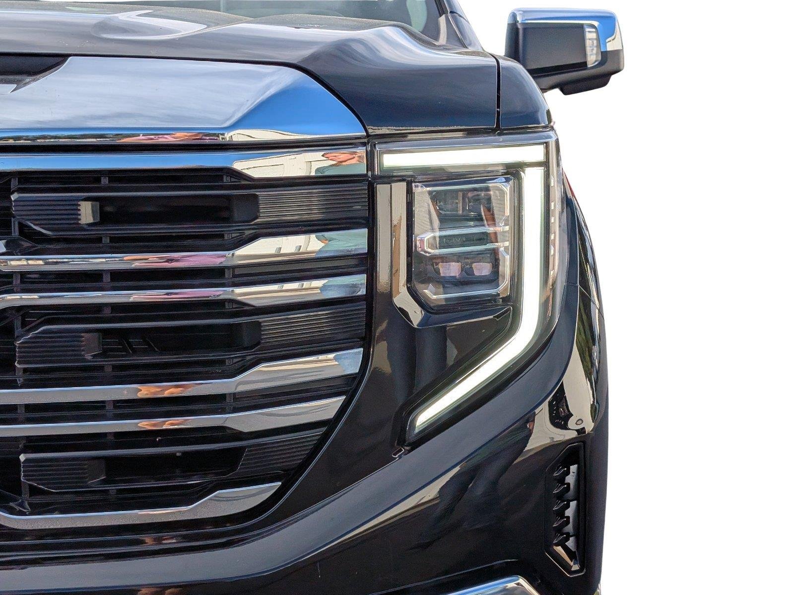 New 2026 Onyx Black GMC SLT image 13