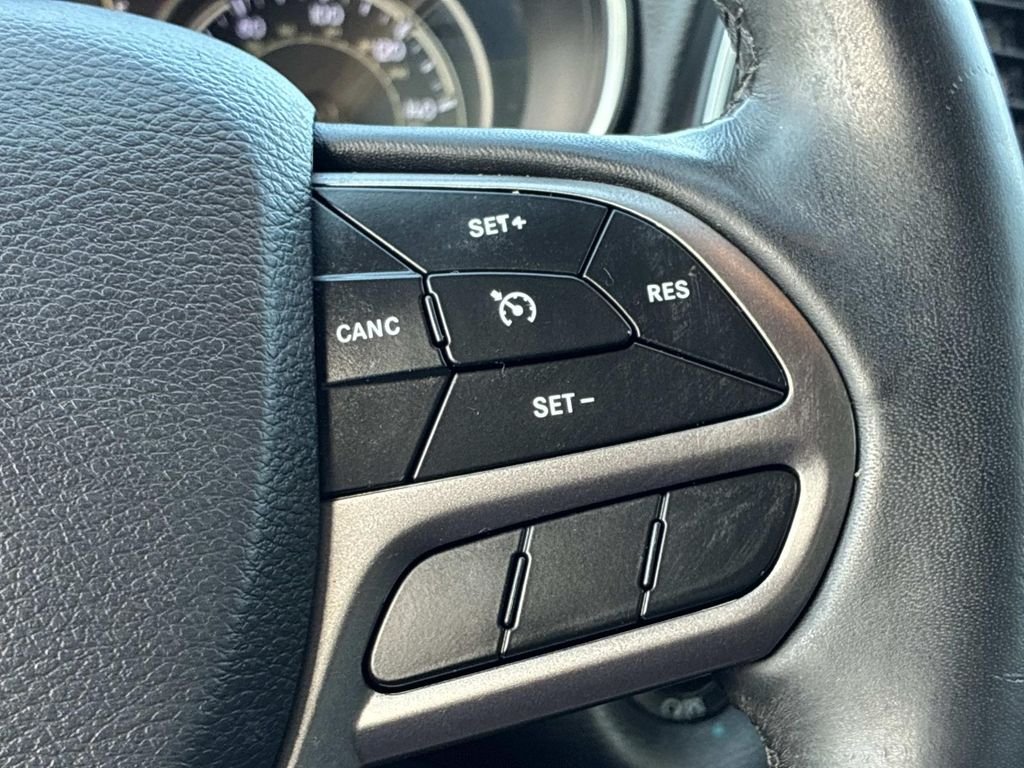 Used 2019 Black Jeep Latitude Plus image 25