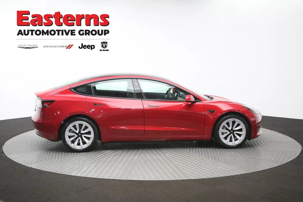 Used 2021 Red Tesla Standard Range Plus image 37