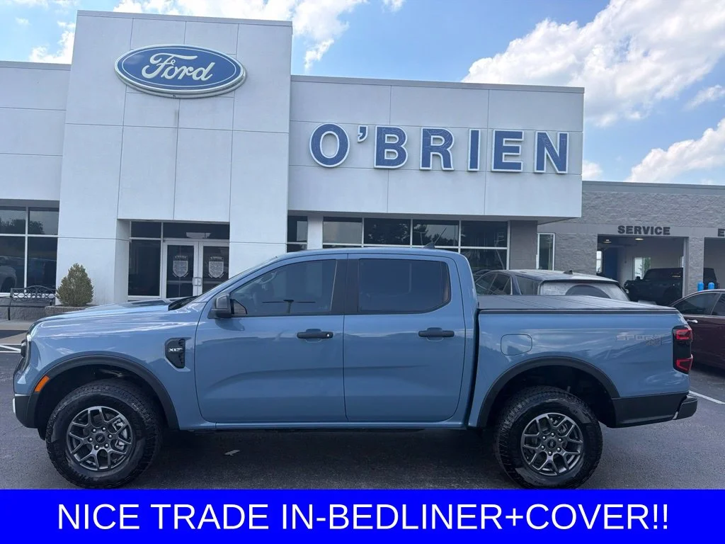 Used 2025 Azure Gray Metallic Ford XLT image 2