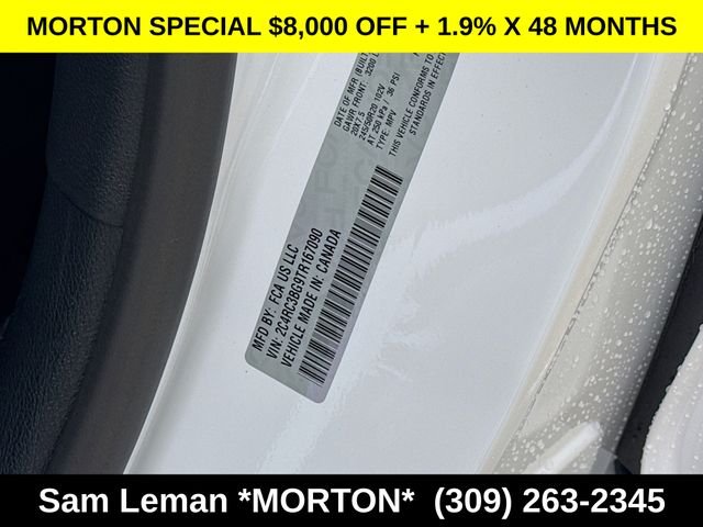 New 2026 Bright White Clear-Coat Exterior Paint Chrysler Select image 34