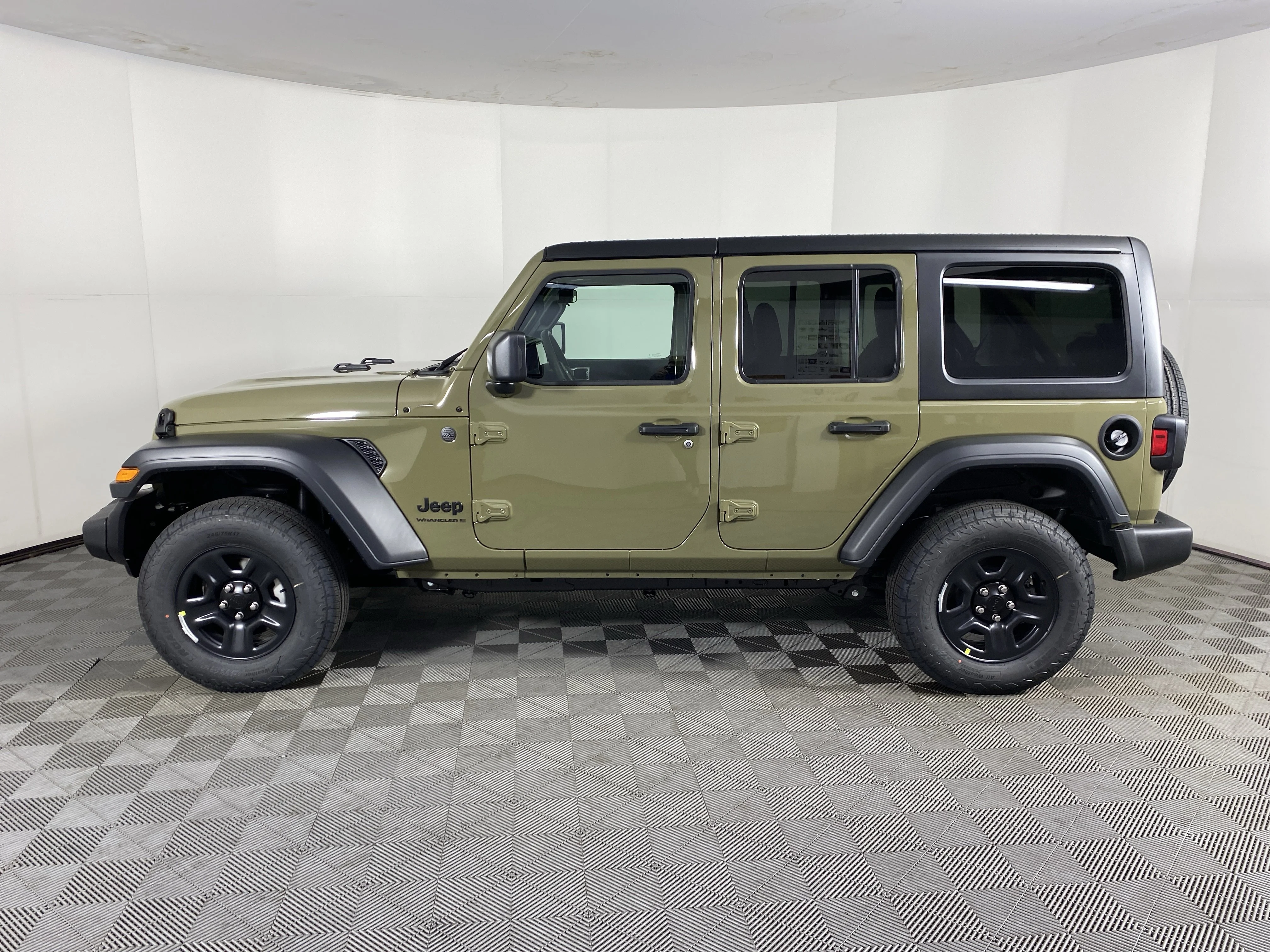 2026 Jeep Wrangler 4-Door Sport - Photo 8