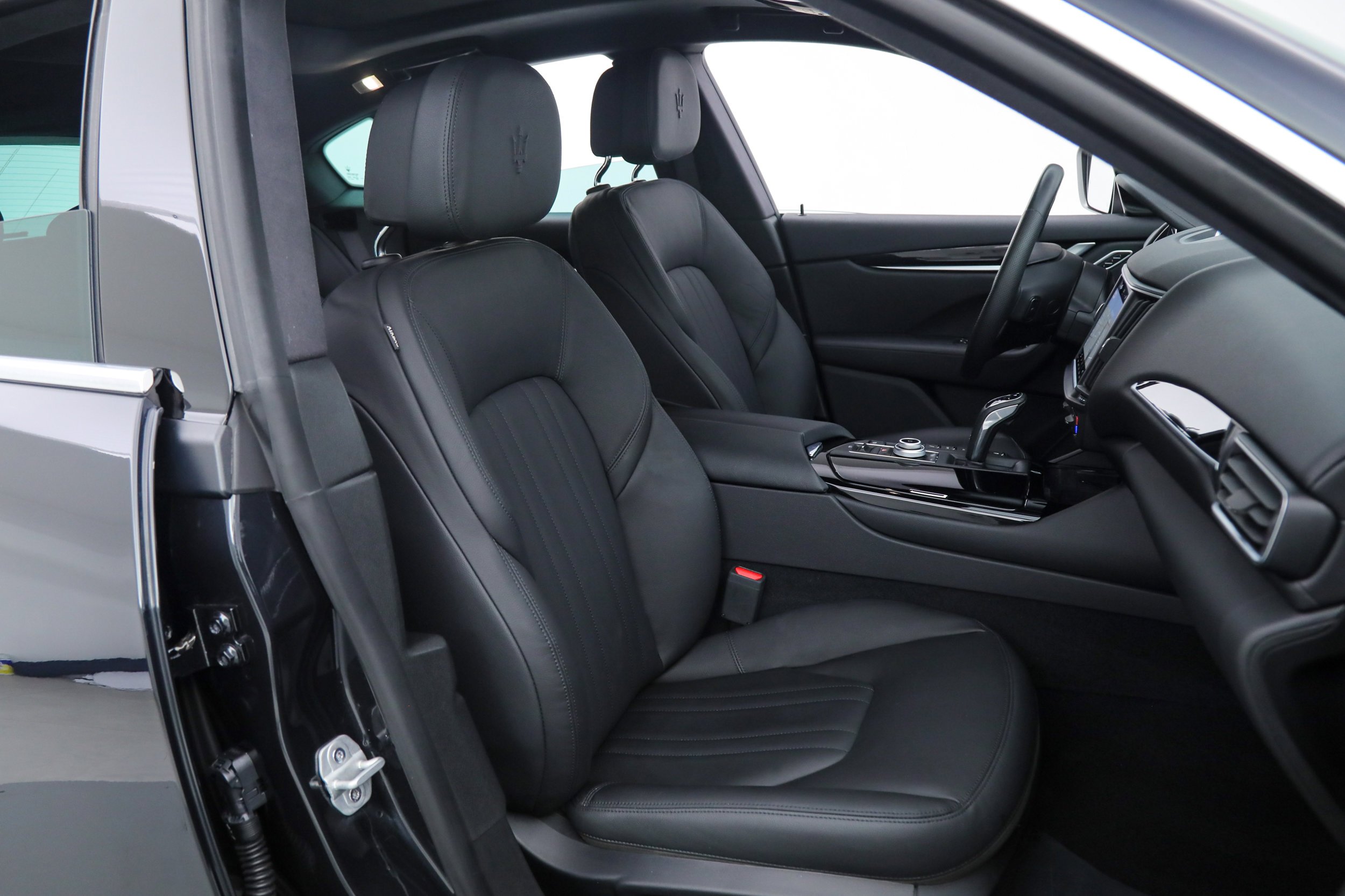 Used 2023 Black Maserati GT image 13