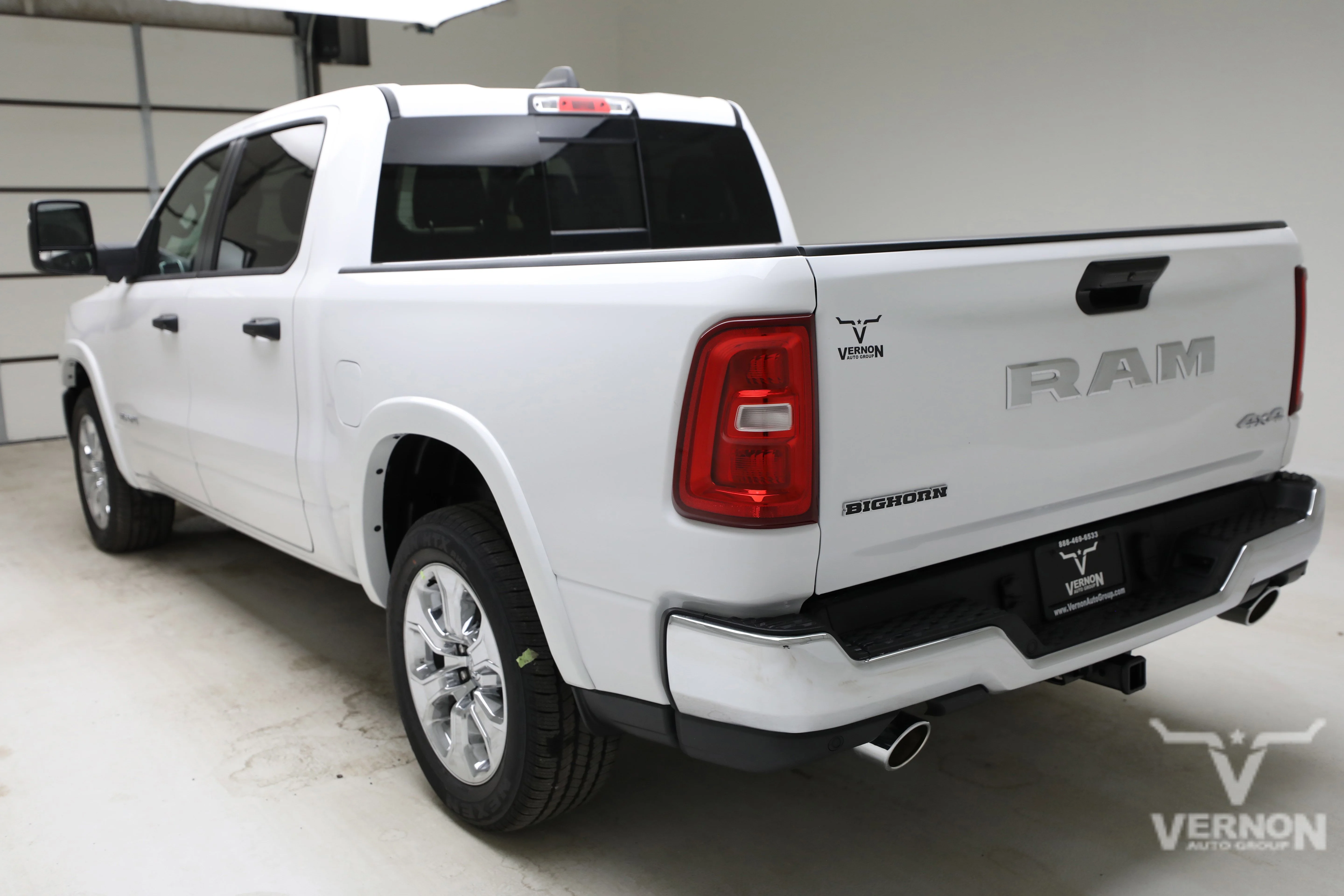 New 2026 Ram 1500 SLT Lonestar Crew Cab 4x4