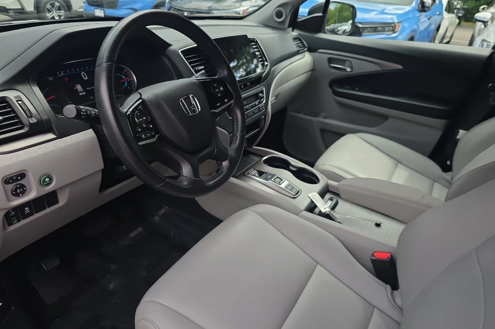 Used 2022 Lunar Silver Metallic Honda Special Edition image 11