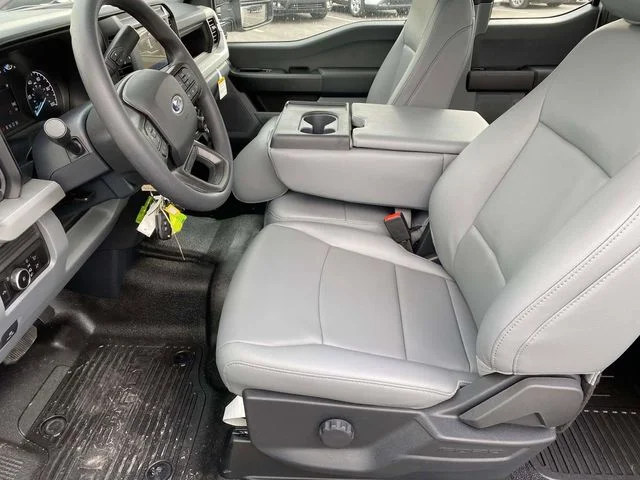 New 2026 Oxford White Ford F-250® XL image 12