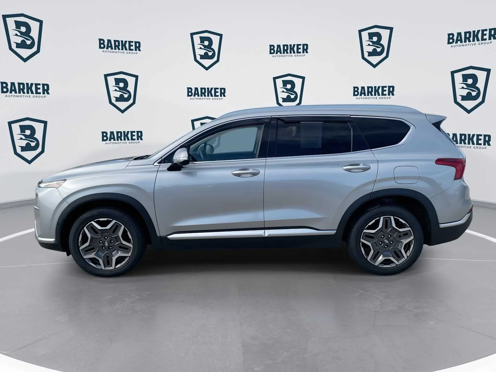 Used 2022  Hyundai Limited image 5