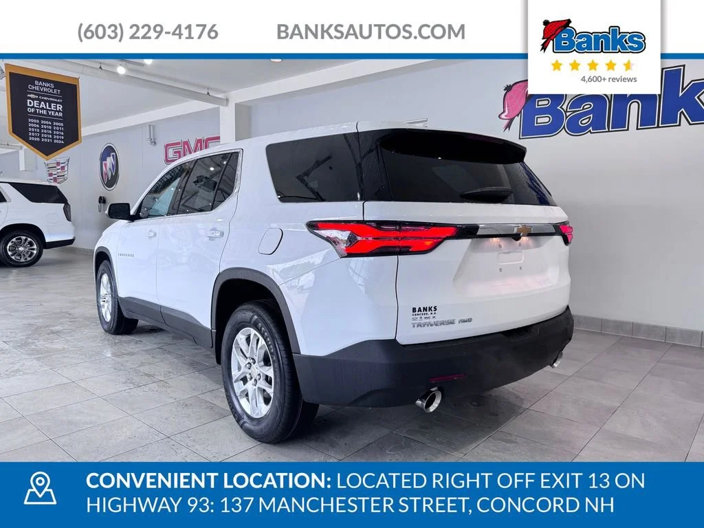 2023 Chevrolet Traverse LS - Photo 6