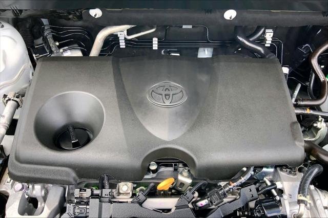 Certified Used 2025 ICE CAP Toyota  image 32