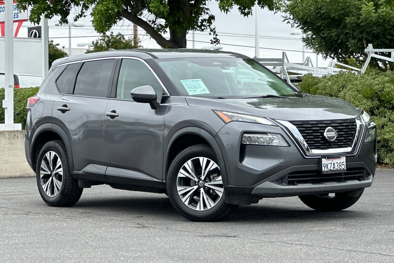 Used 2021 Gun Metallic Nissan SV image 2