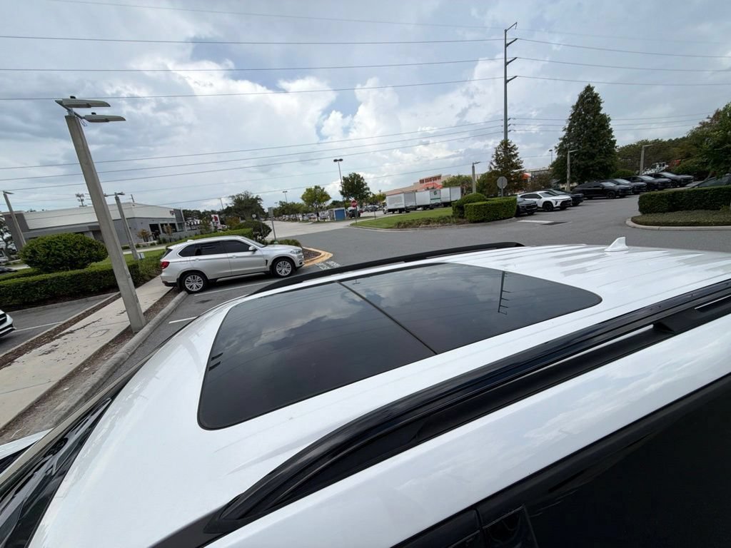 Used 2020 White Ford ST image 11