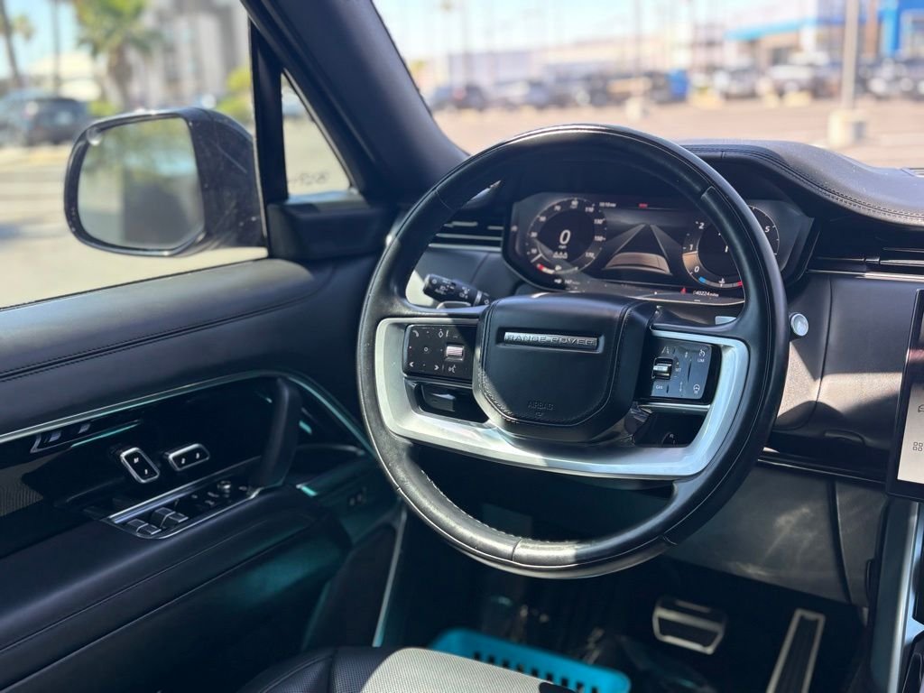 Used 2023 Santorini Black Metallic Land Rover SE image 10