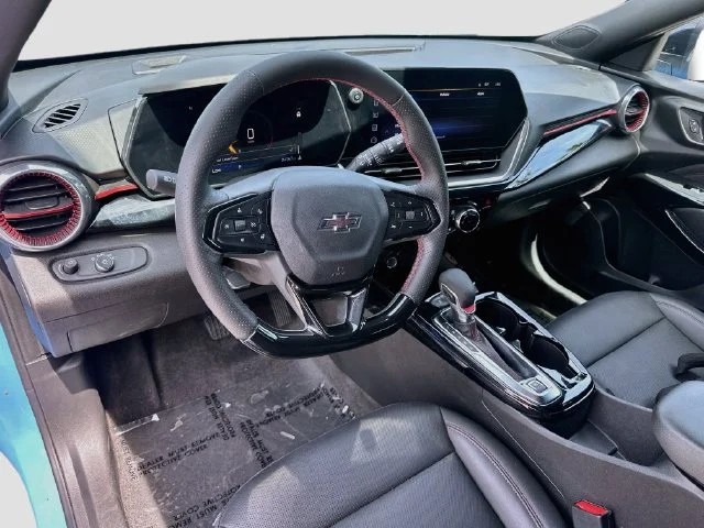 Used 2024 Blue Chevrolet 2RS image 9