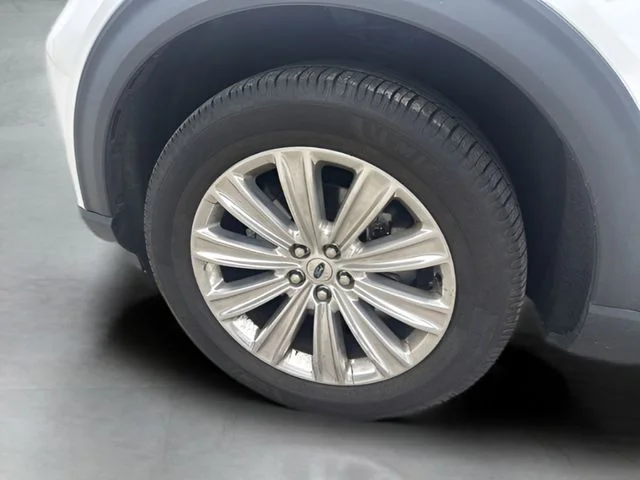Used 2020 White Ford Limited image 13